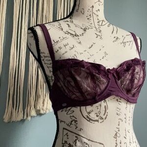 Masquerade red wine bra size 32D